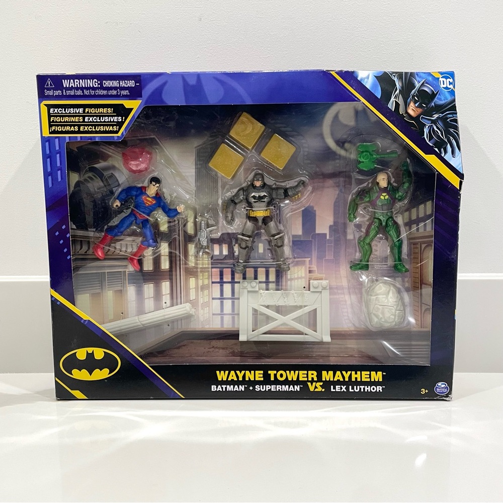 NEW DC Comics Wayne Tower Mayhem Batman, Superman & Lex Luthor Playset